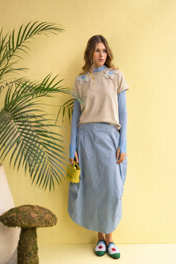 Top Daisy Sand